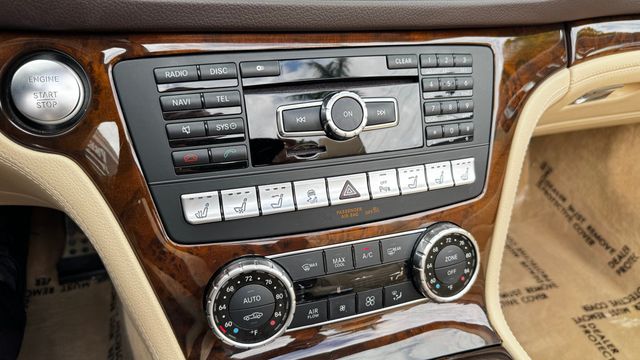 2013 Mercedes-Benz SL-Class 2dr Roadster SL 550 - 22747524 - 13