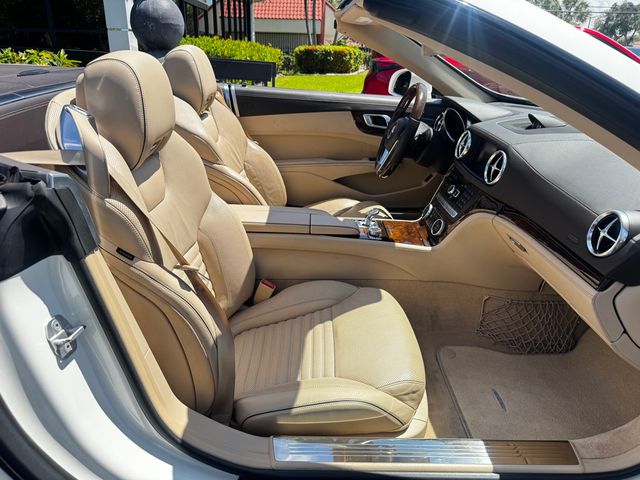 2013 Mercedes-Benz SL-Class 2dr Roadster SL 550 - 23017684 - 9