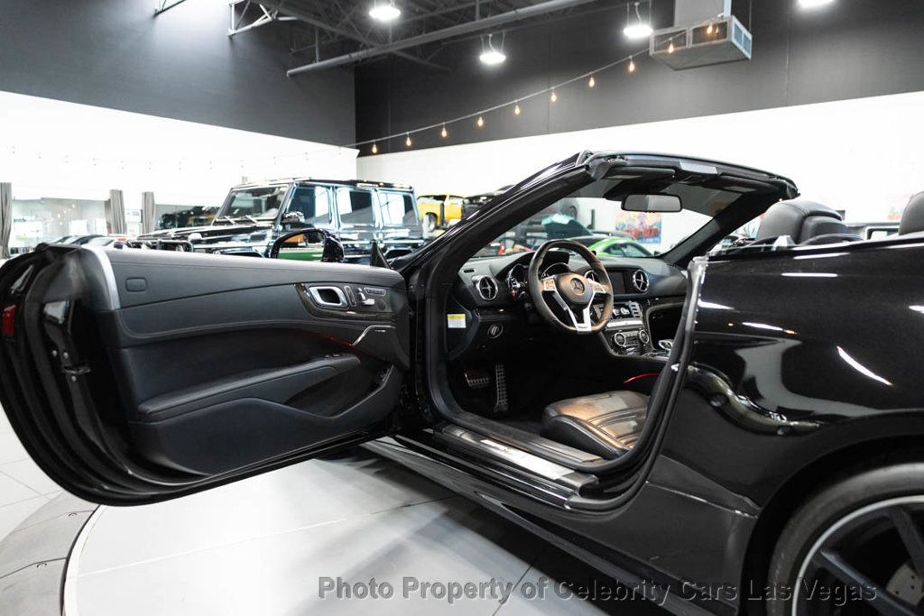2013 Mercedes-Benz SL-Class AMG Performance Pkg (557HP), driver assist, Premium Pkg - 23037189 - 40