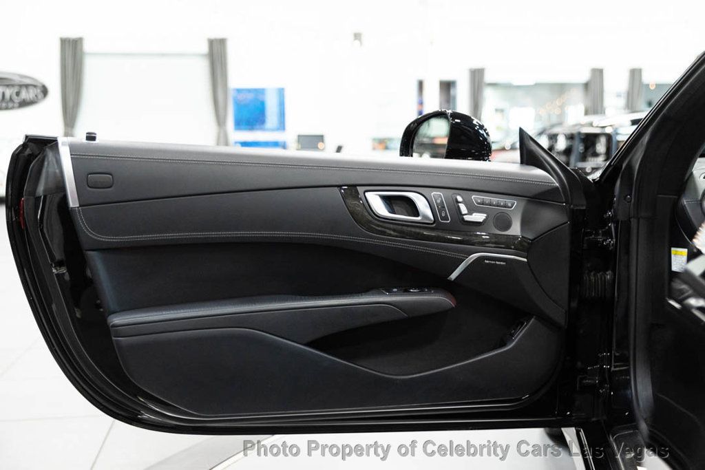 2013 Mercedes-Benz SL-Class AMG Performance Pkg (557HP), driver assist, Premium Pkg - 23037189 - 45