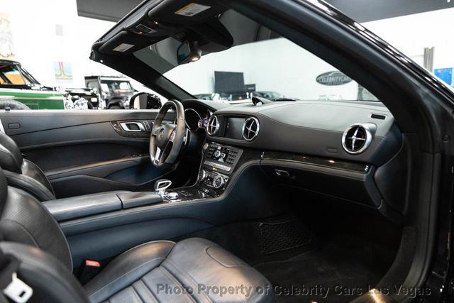 2013 Mercedes-Benz SL-Class AMG Performance Pkg (557HP), driver assist, Premium Pkg - 23037189 - 50
