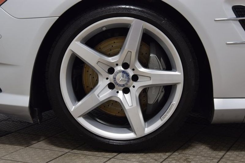 2013 Mercedes Benz SL 550 photo 20