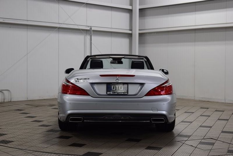 2013 Mercedes Benz SL 550 photo 6