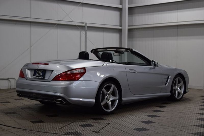 2013 Mercedes Benz SL 550 photo 7