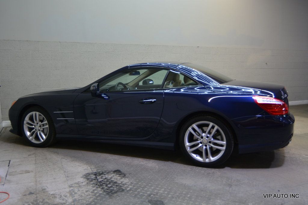 2013 Mercedes-Benz SL-Class SL 550 2dr Roadster SL550 - 23032082 - 30