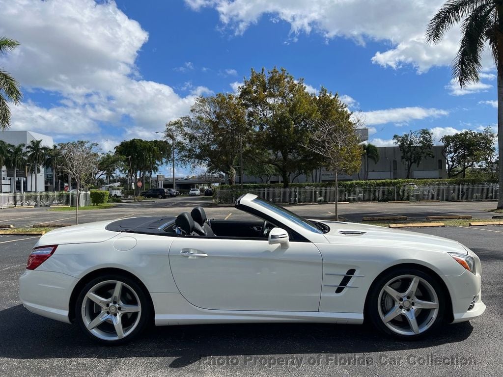 2013 Mercedes-Benz SL-Class SL550 AMG Sport Roadster - 22302202 - 13