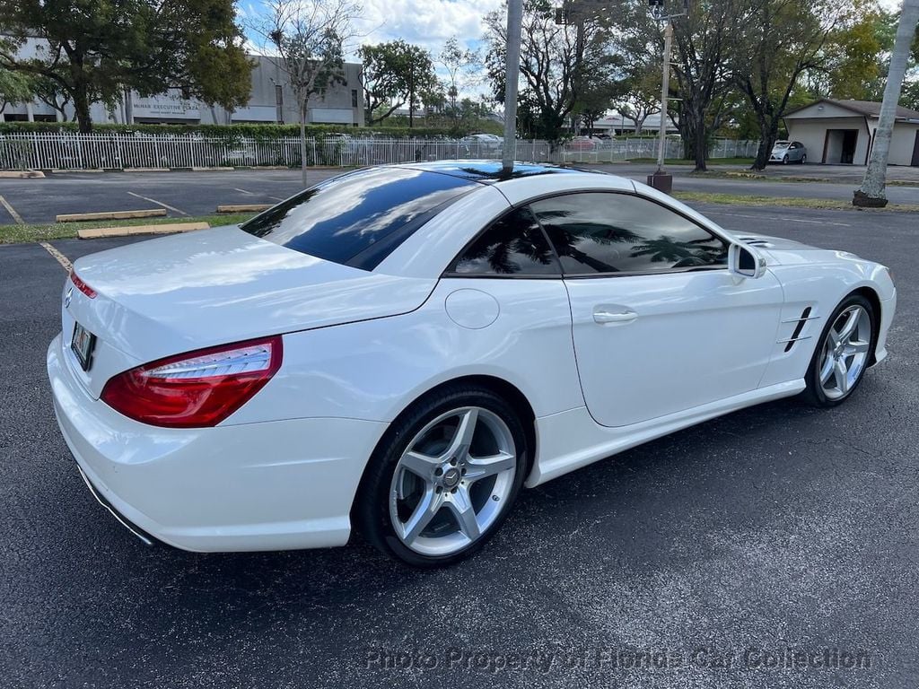 2013 Mercedes-Benz SL-Class SL550 AMG Sport Roadster - 22302202 - 25