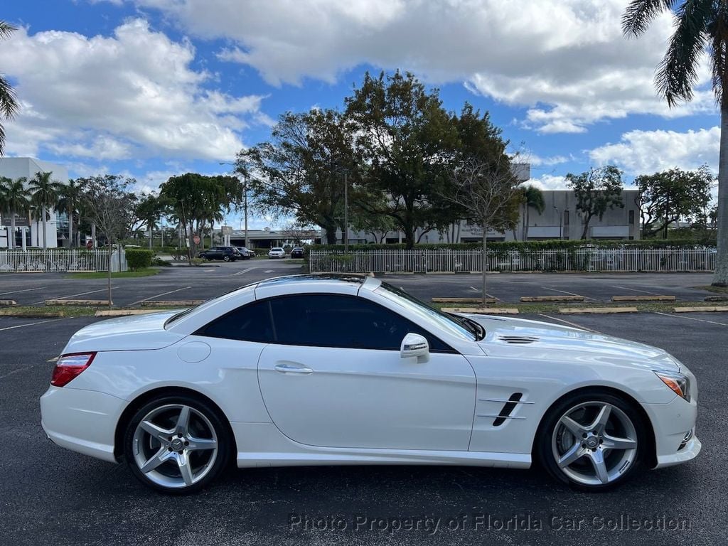 2013 Mercedes-Benz SL-Class SL550 AMG Sport Roadster - 22302202 - 29