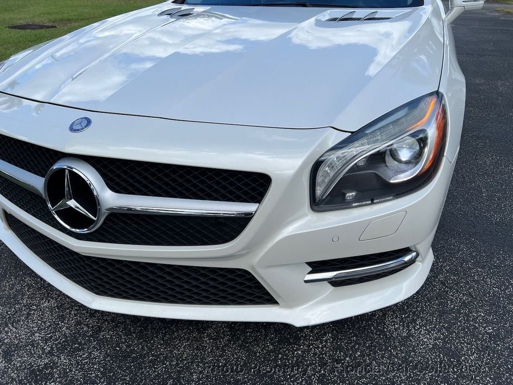 2013 Mercedes-Benz SL-Class SL550 AMG Sport Roadster - 22302202 - 31