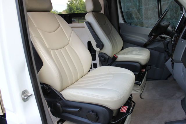 2013 Mercedes-Benz Sprinter Cargo Vans AIRSTREAM INTERSTATE M-B SPRINTER 3500 - 22074660 - 23