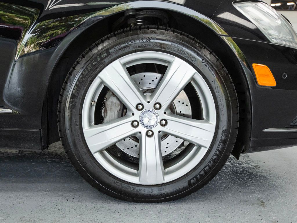 2013 Mercedes Benz S 550 4MATIC photo 11
