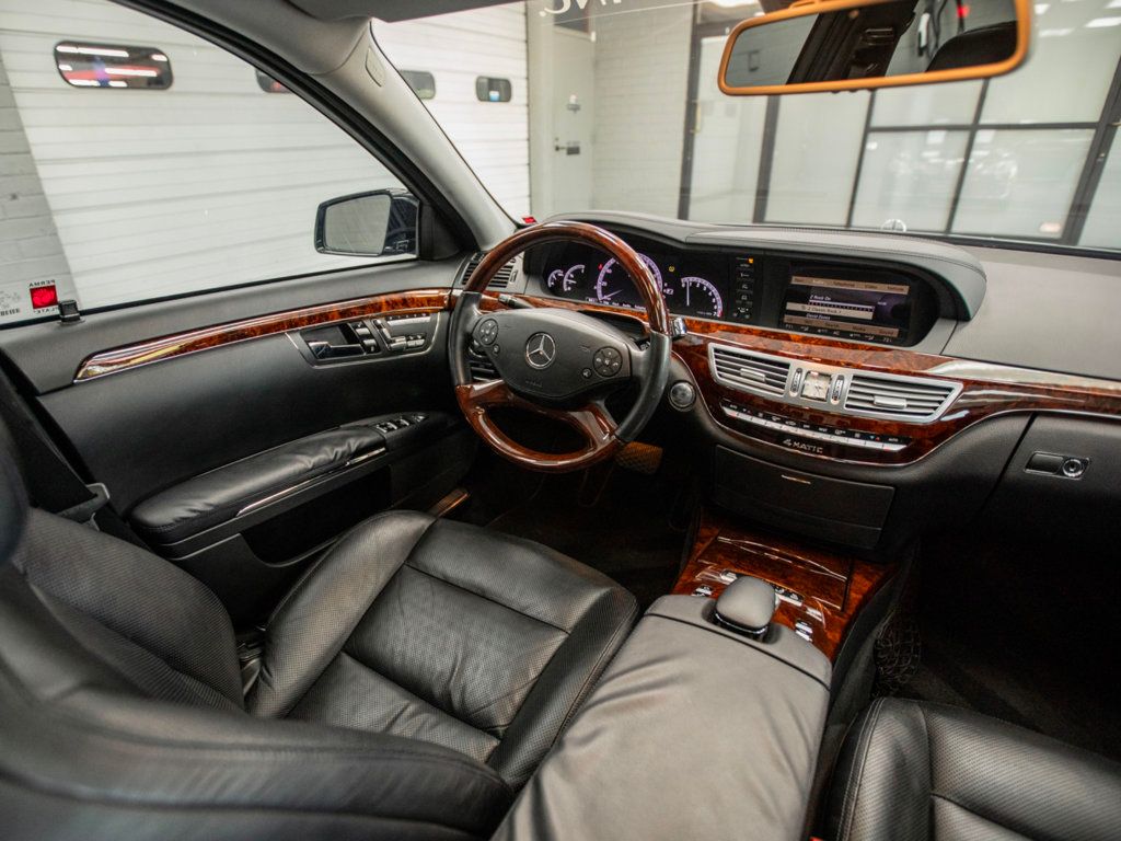 2013 Mercedes Benz S 550 4MATIC photo 16