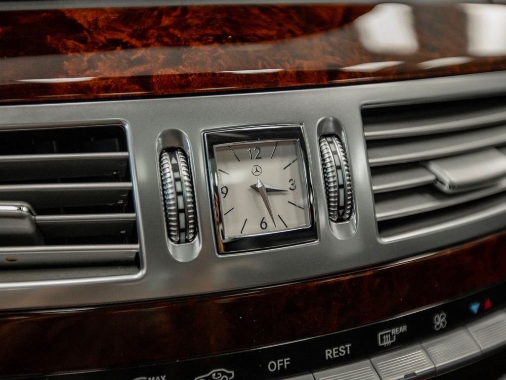 2013 Mercedes Benz S 550 4MATIC photo 24