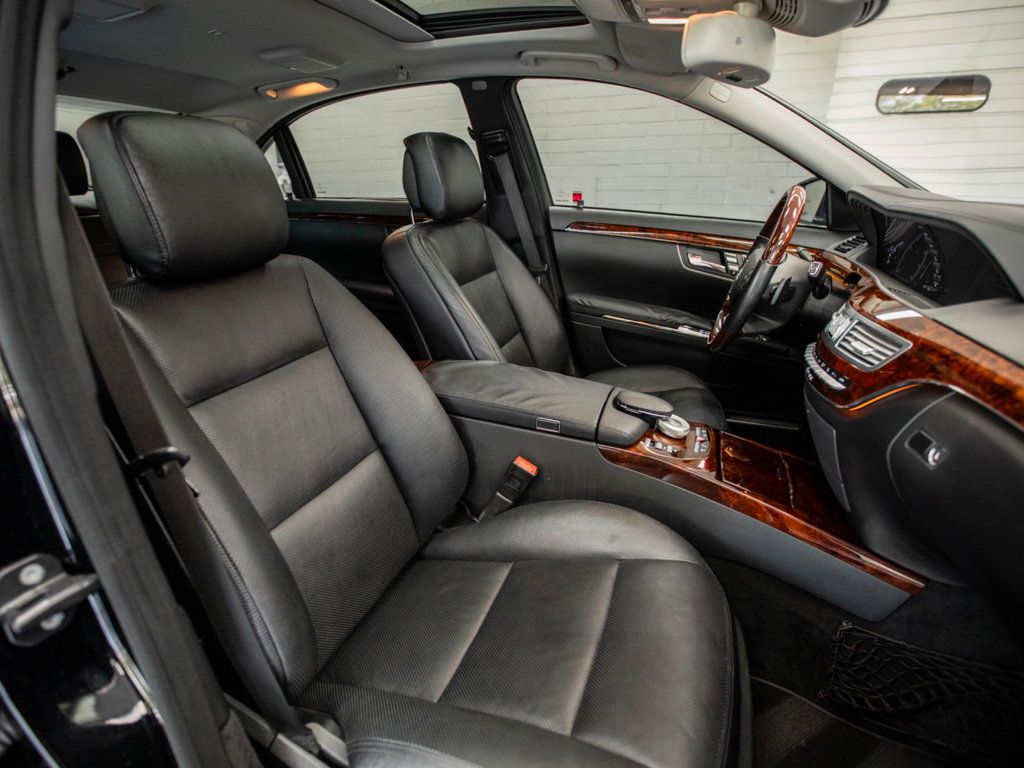 2013 Mercedes Benz S 550 4MATIC photo 26