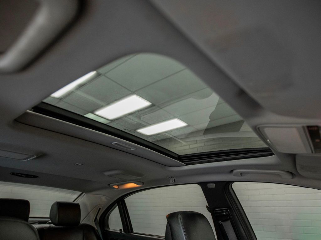 2013 Mercedes Benz S 550 4MATIC photo 27