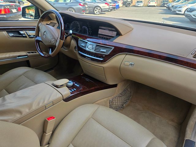 2013 Mercedes-Benz S-Class S550 4MATIC - 23018424 - 22