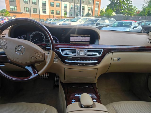 2013 Mercedes-Benz S-Class S550 4MATIC - 23018424 - 25