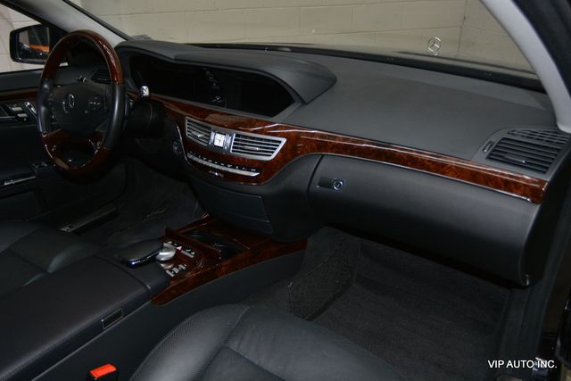 2013 Mercedes-Benz S-Class S550 4MATIC SPORT - 23009712 - 10