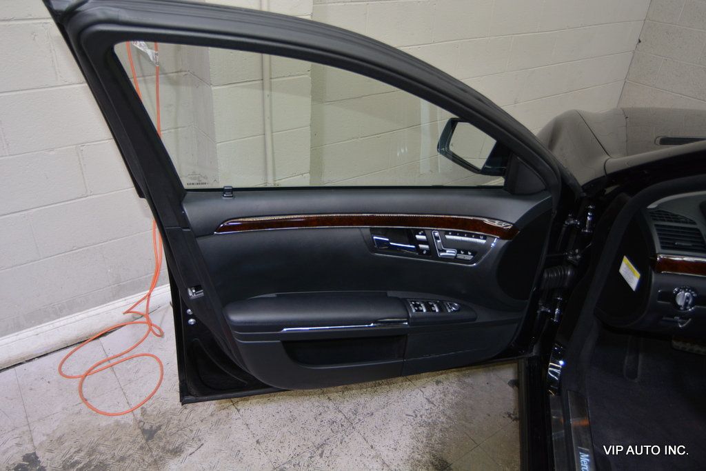 2013 Mercedes-Benz S-Class S550 4MATIC SPORT - 23009712 - 6