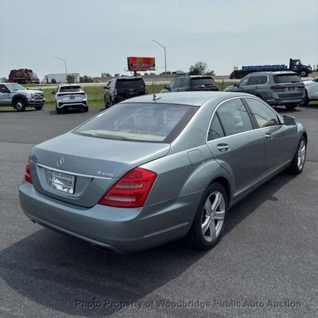 2013 Mercedes-Benz S-Class S550V 4-MATIC - 23068935 - 3