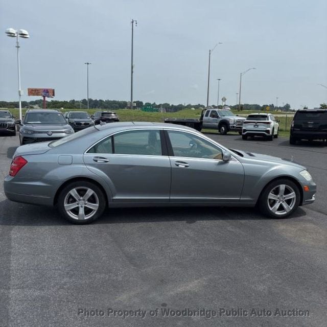 2013 Mercedes-Benz S-Class S550V 4-MATIC - 23073448 - 18