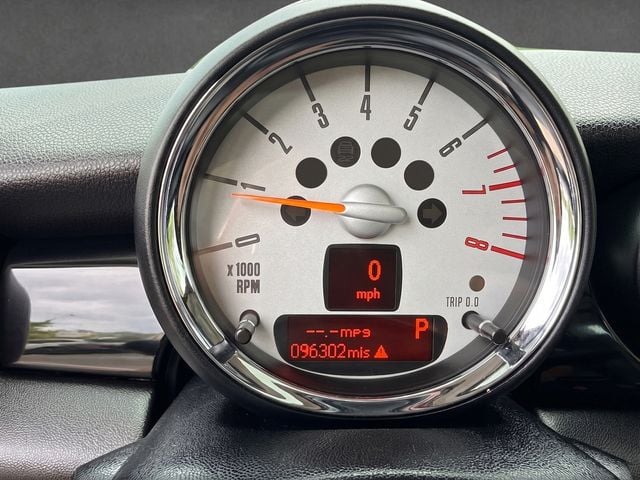 2013 MINI Cooper Clubman PANORAMIC SUNROOF, HEATED SEATS, ALLOY WHEELS, COLD WEATHER PKG - 23038894 - 14