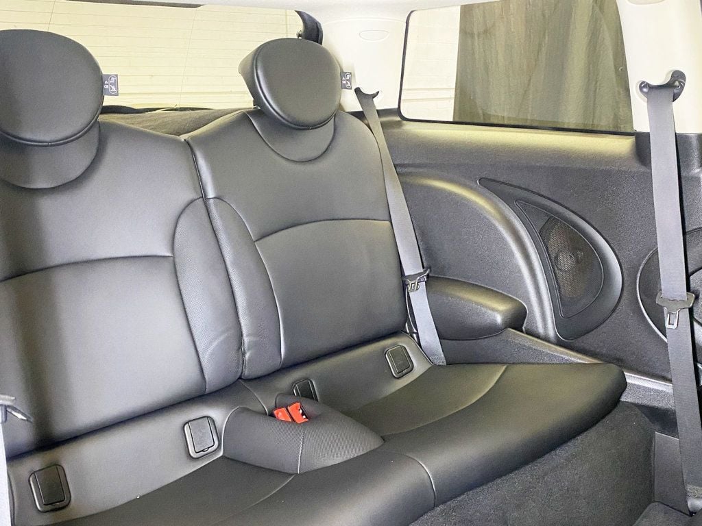 2013 MINI Cooper Hardtop 2 Door  - 22897852 - 39