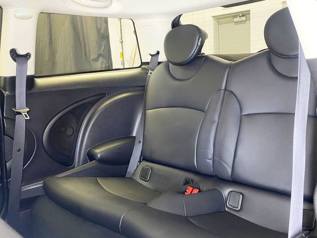 2013 MINI Cooper Hardtop 2 Door  - 22897852 - 40
