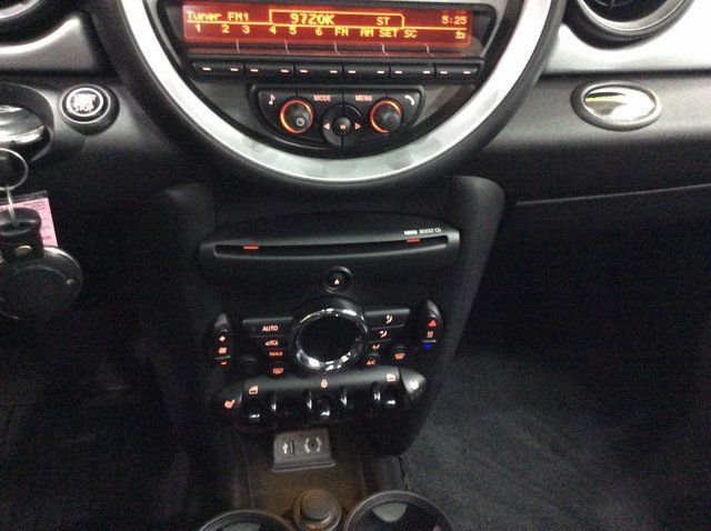 2013 MINI Cooper Hardtop 2 Door   - 22974445 - 17