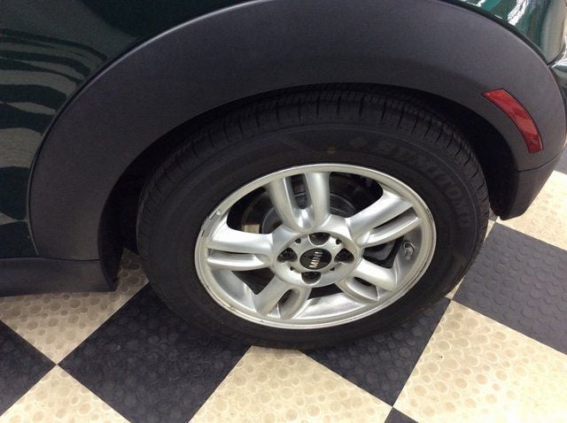 2013 MINI Cooper Hardtop 2 Door   - 22974445 - 23