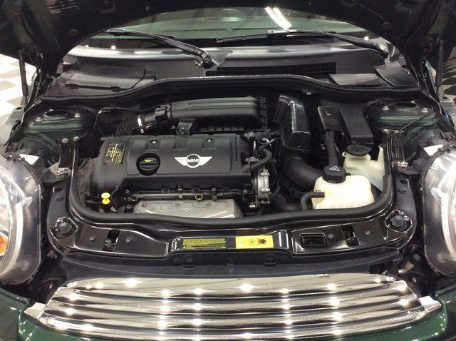 2013 MINI Cooper Hardtop 2 Door   - 22974445 - 24