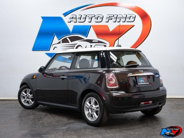 2013 MINI Cooper Hardtop 2 Door 6-SPD MANUAL, PANORAMIC SUNROOF, WHITE STRIPES, 15" ALLOY WHEELS - 22510550 - 3