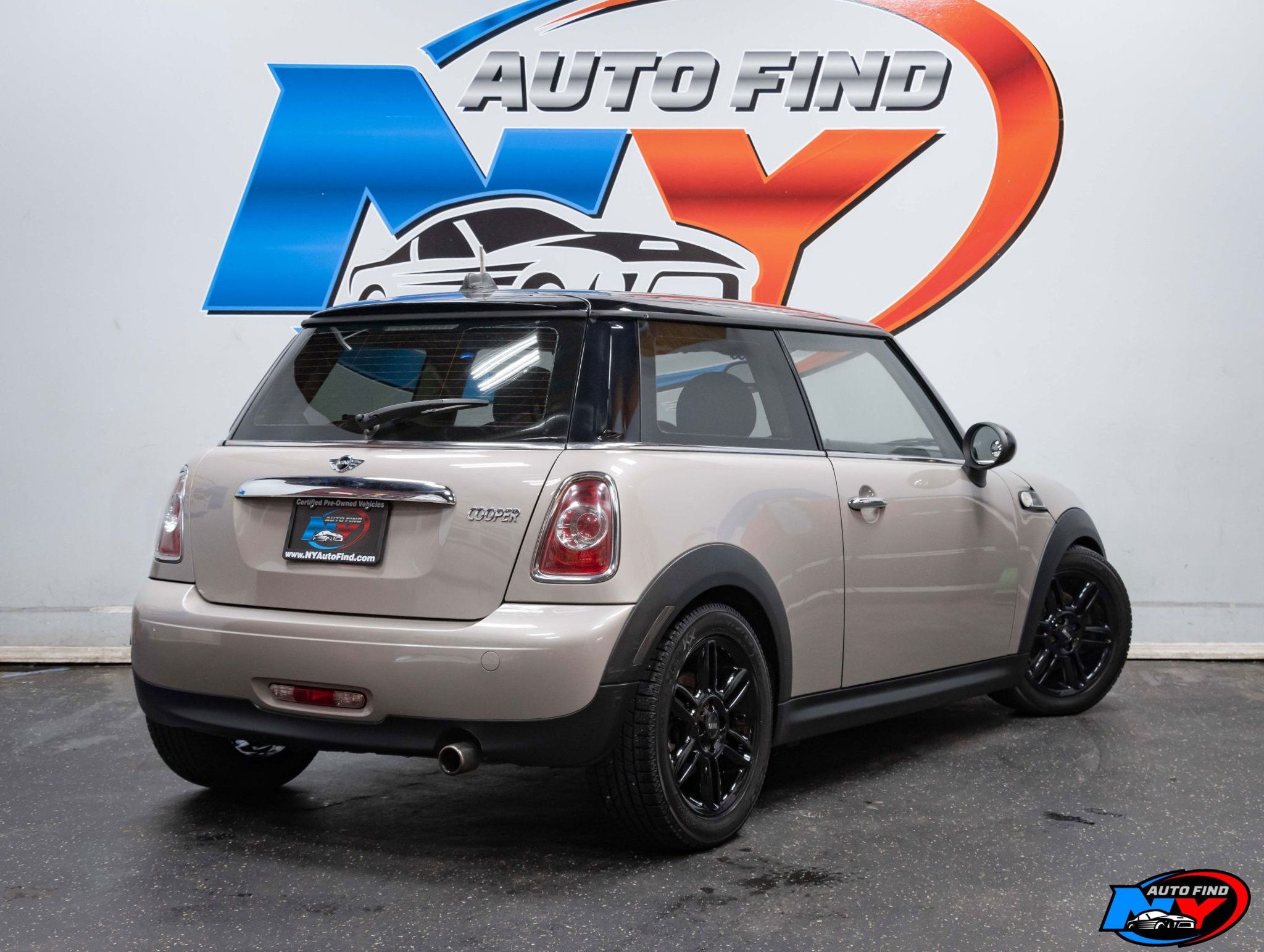 2013 Mini Cooper Hardtop photo 3