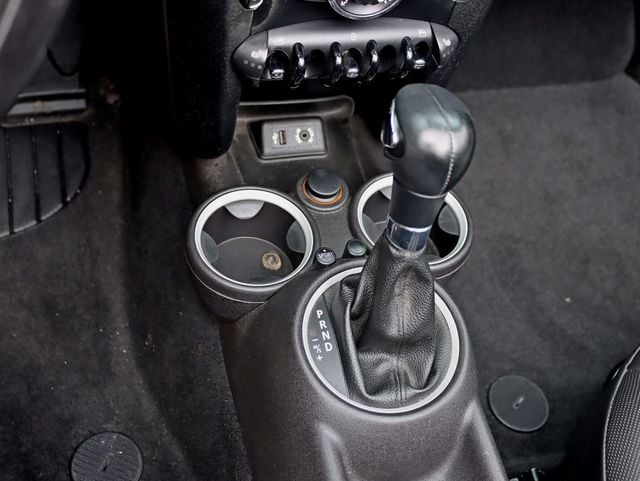 2013 MINI Cooper Roadster  - 23063282 - 17