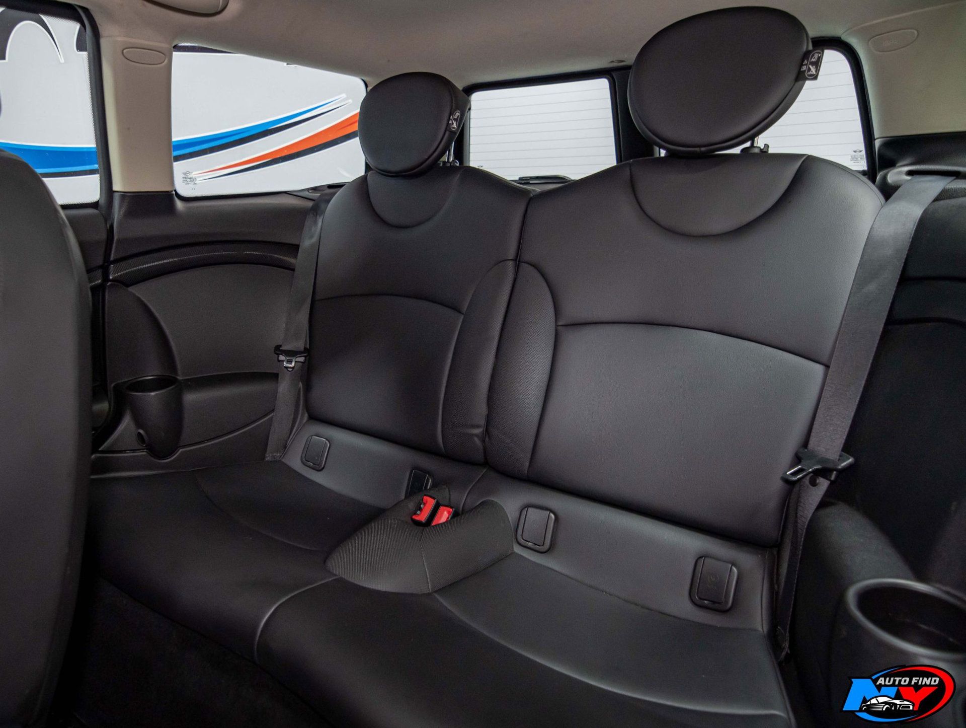 2013 Mini Cooper Base S photo 11