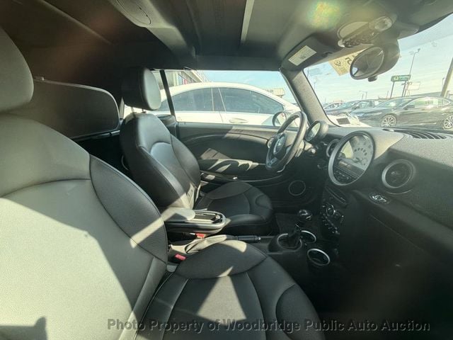 2013 MINI Cooper S Convertible   - 22978861 - 9