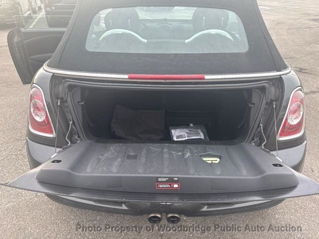 2013 MINI Cooper S Convertible   - 22978861 - 21