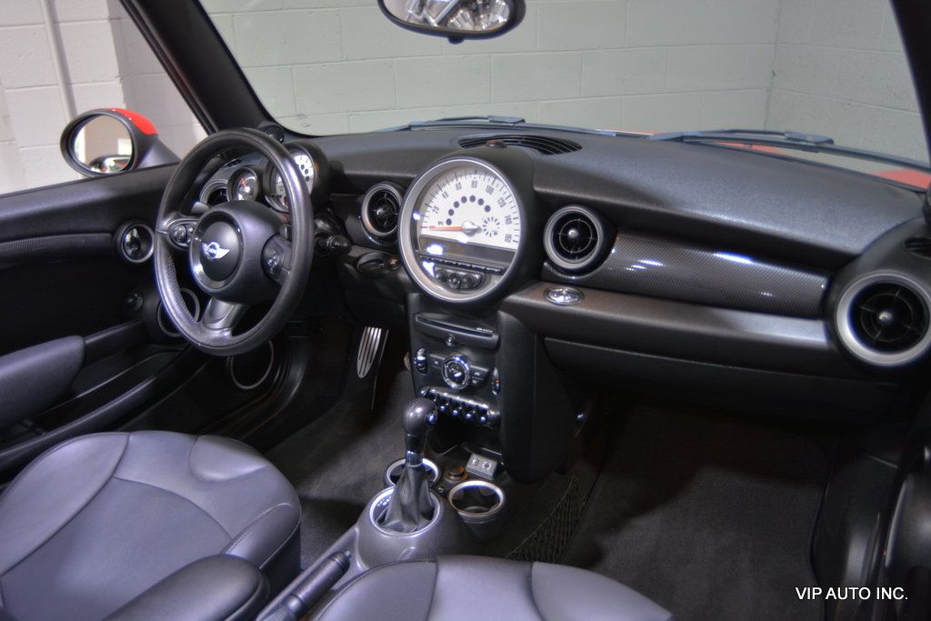 2013 MINI Cooper S Convertible  - 22571063 - 32