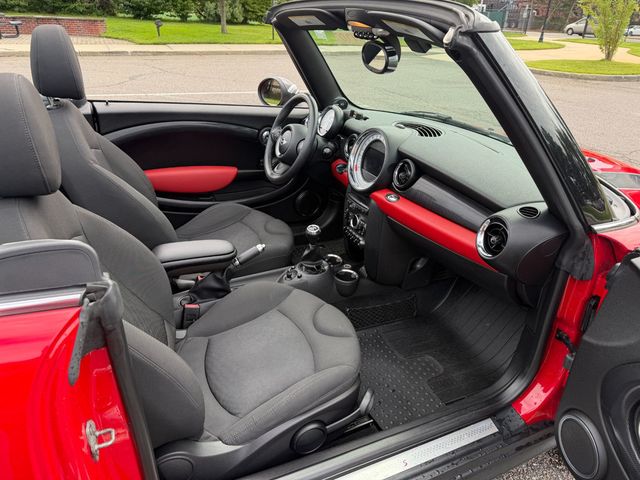 2013 MINI Cooper S Convertible CLEAN CARFAX, CONVERTIBLE, 6-SPD MANUAL, NAVI, PREMIUM, TECH PKG - 23079674 - 9