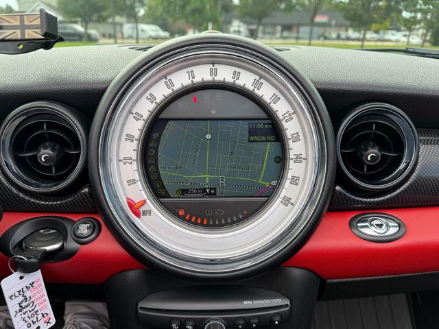 2013 MINI Cooper S Convertible CLEAN CARFAX, CONVERTIBLE, 6-SPD MANUAL, NAVI, PREMIUM, TECH PKG - 23079674 - 5
