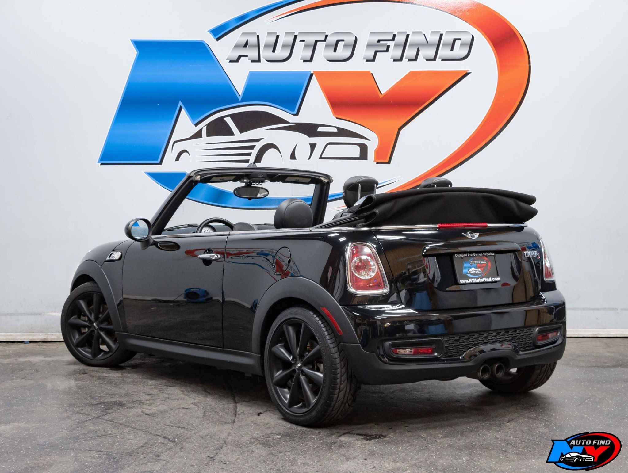 2013 Mini Cooper Convertible photo 2