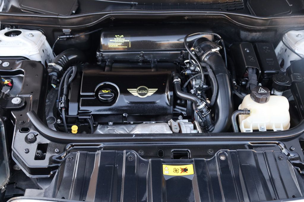 2013 Mini Cooper S photo 12