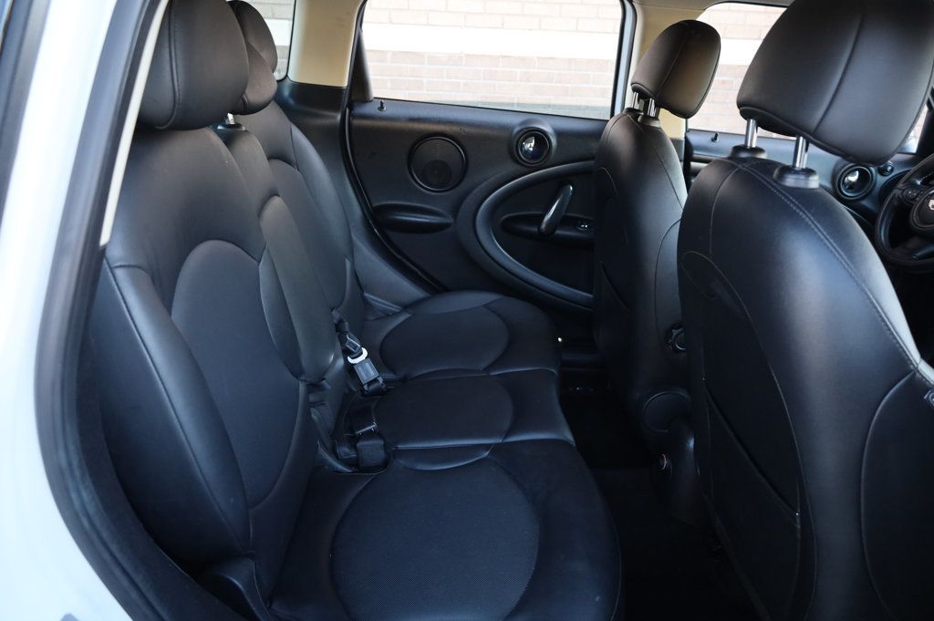 2013 Mini Cooper S photo 22