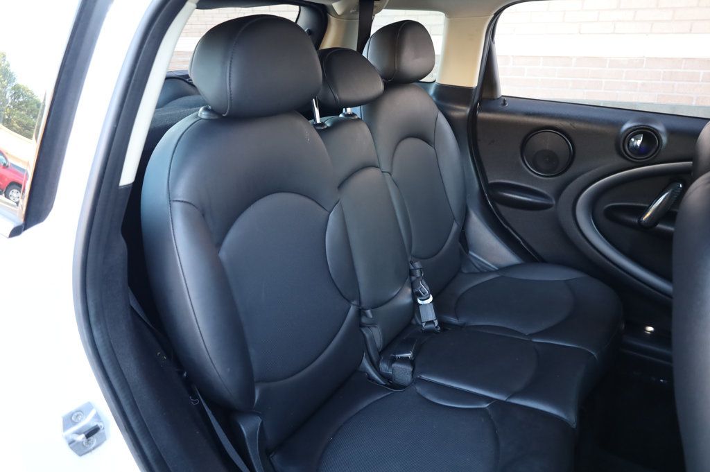 2013 Mini Cooper S photo 23