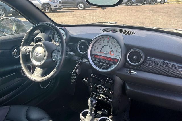 2013 MINI Cooper S Coupe   - 22996459 - 24