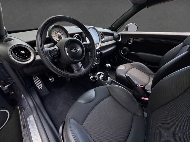 2013 MINI Cooper S Coupe CLEAN CARFAX, 6-SPD MANUAL, HEATED SEATS, HARMAN KARDON SOUND - 23041725 - 2