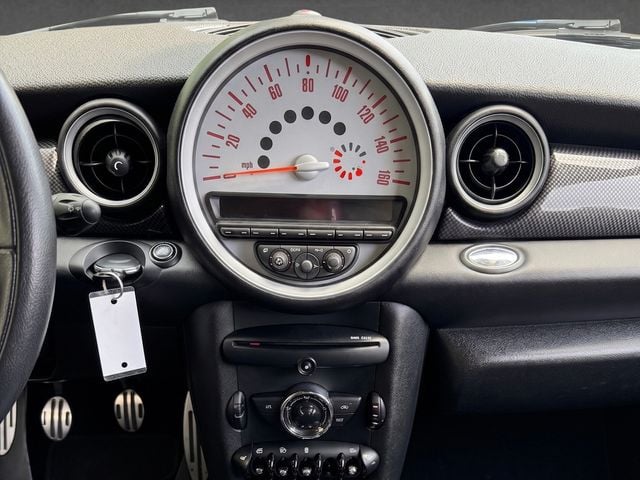 2013 MINI Cooper S Coupe CLEAN CARFAX, 6-SPD MANUAL, HEATED SEATS, HARMAN KARDON SOUND - 23041725 - 4