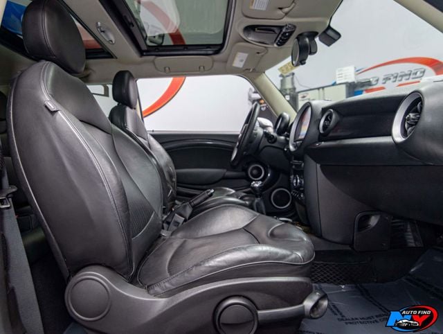 2013 MINI Cooper S Hardtop 2 Door 6-SPD MANUAL, PAN SUNROOF, HEATED SEATS, HARMAN KARDON SOUND - 22941434 - 21