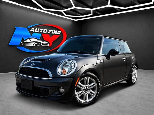 2013 MINI Cooper S's photo