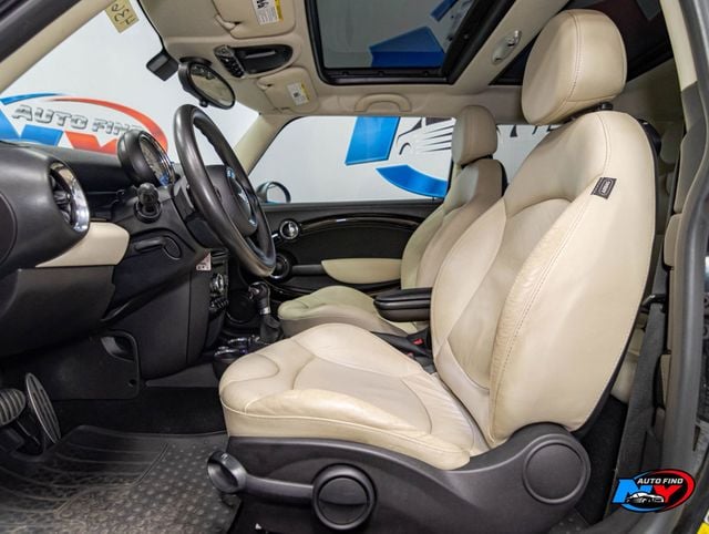 2013 MINI Cooper S Hardtop 2 Door CLEAN CARFAX, PAN SUNROOF, HEATED SEATS, 17" WHEELS, LEATHER - 22964469 - 14